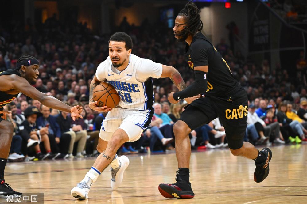 媒体人：国足队员场上决策还是有问题 技术统计是量化的反应.